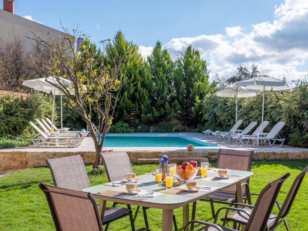 Villa Lucas Melidhónion Eksteriør billede